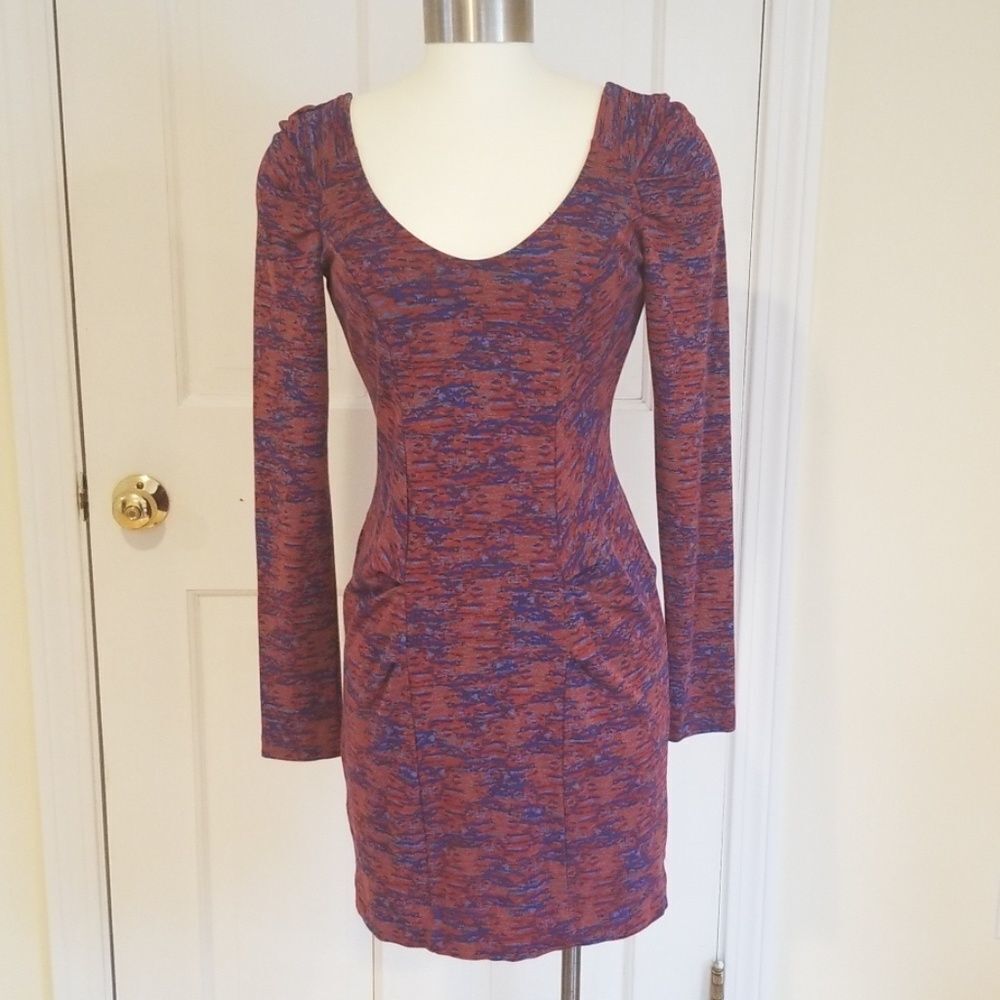 BCBG Generation loans sleeve dress size S
